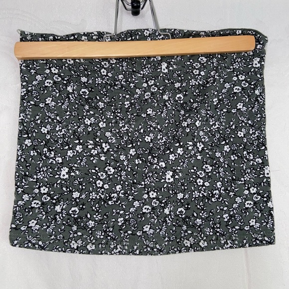 Meet your Posher, Olivia - Picture 7 of 16